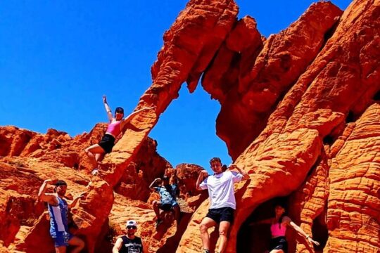 Small Group Valley of Fire Half Day Hiking Tour from Las Vegas