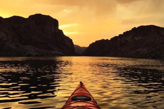 Twilight Kayak Tour from Las Vegas