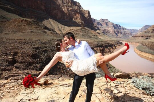 Grand Canyon Helicopter Wedding